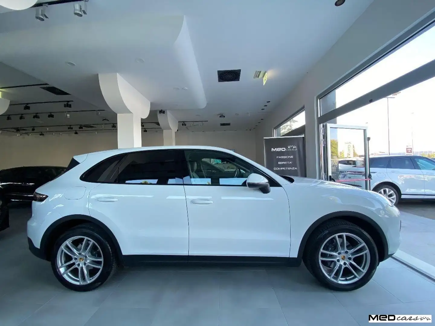 Porsche Cayenne 3.0 V6 / MATRIX / MY 2019 / SEDILI RISCALD. E VENT Bianco - 1