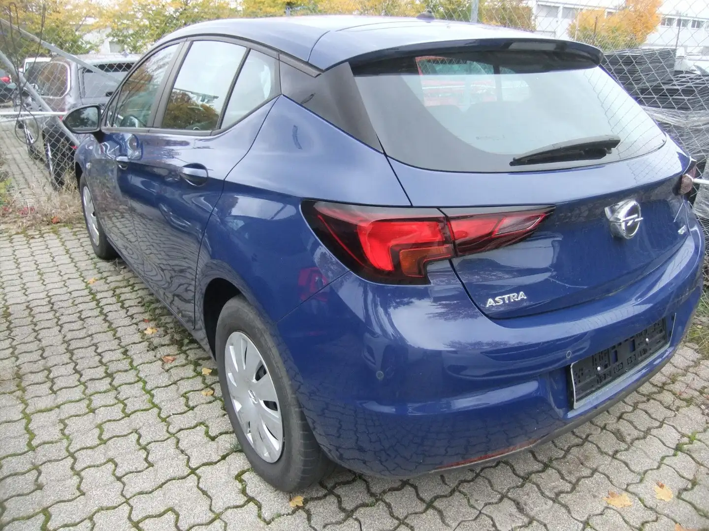 Opel Astra 1.6CDTI Busines Euro 6 1.Hand 8fach Euro 6 Blau - 2