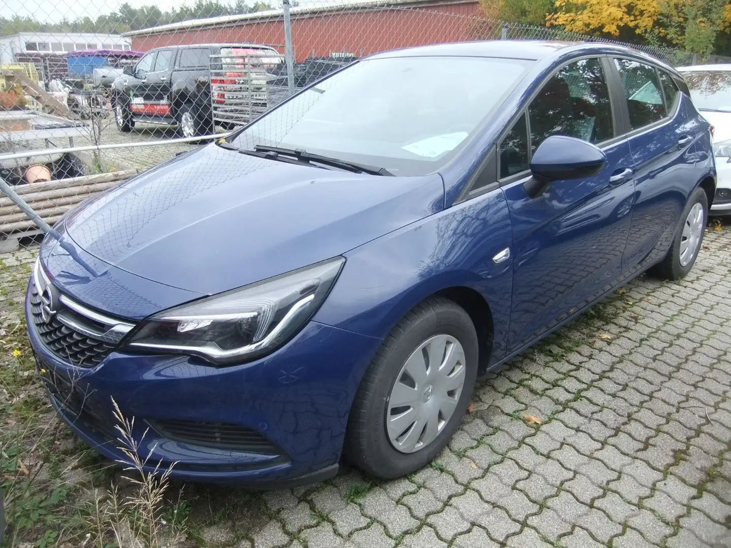 Opel Astra 1.6CDTI Busines Euro 6 1.Hand 8fach Euro 6 Blau - 1