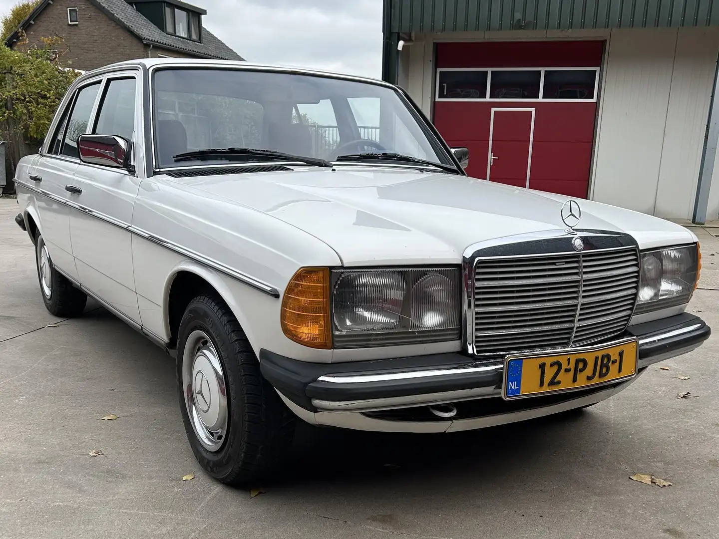 Mercedes-Benz 200 200 benzine automaat White - 2