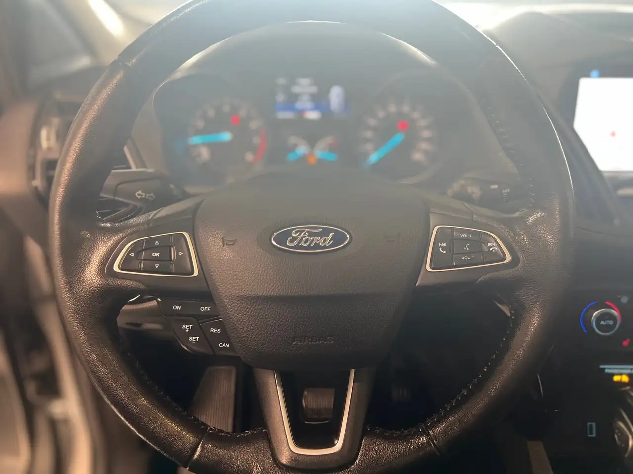 Ford Escape photo Ford Escape