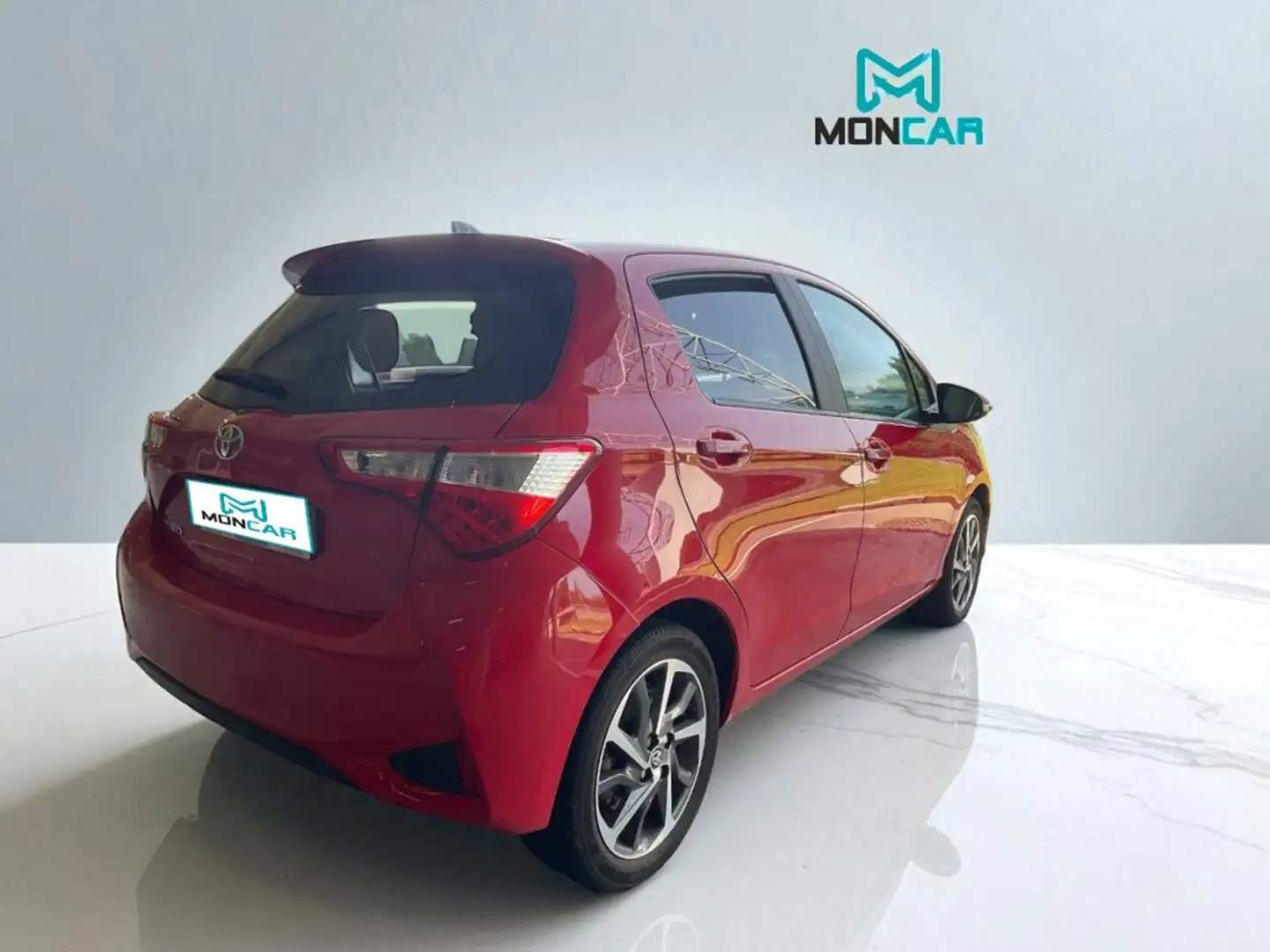 Toyota Yaris 1.5 Active Rouge - 2