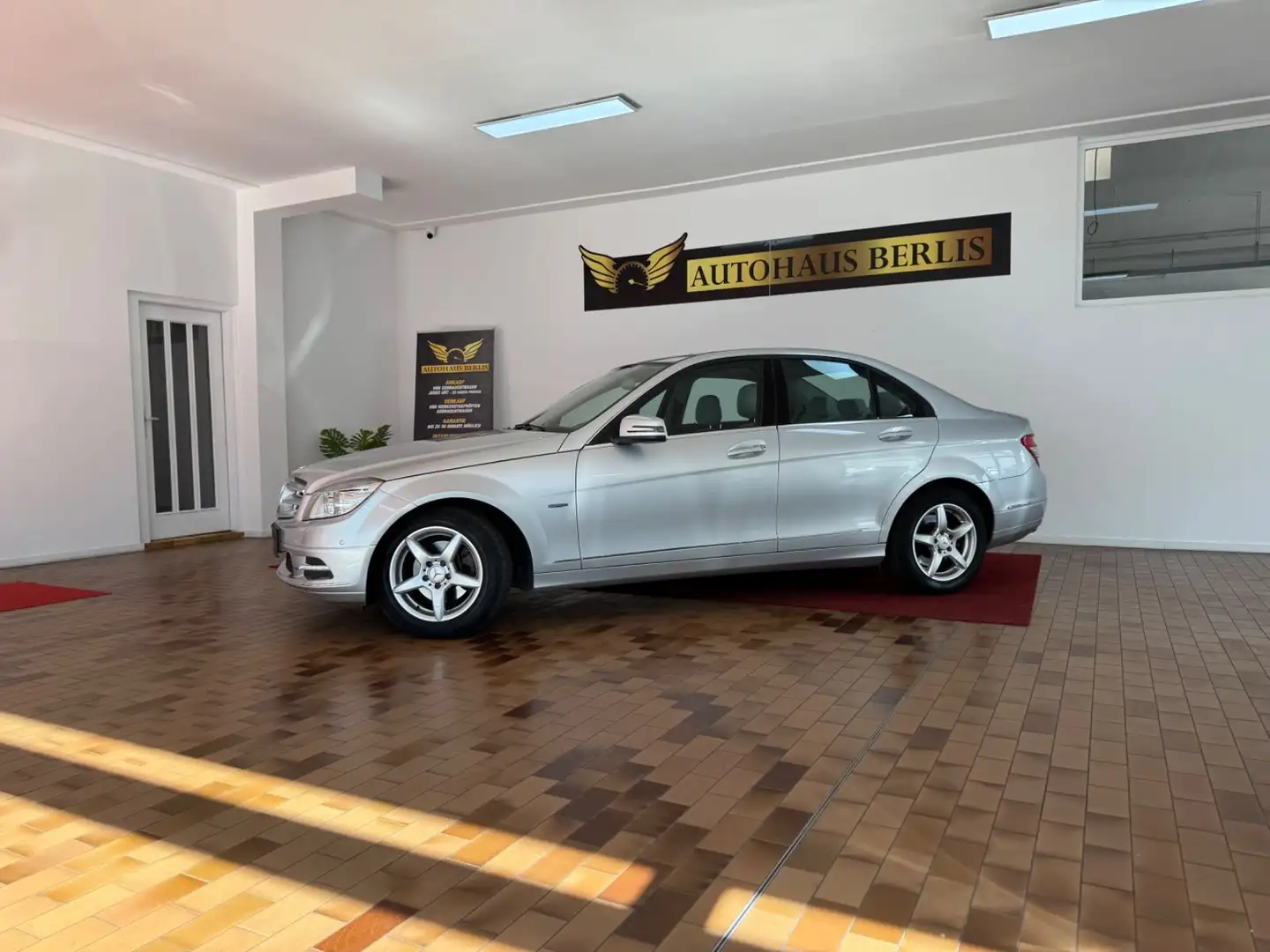 Mercedes-Benz C 200 CGI BlueEfficie/2.HND/AUTMTK/TEM/EURO5/ Argent - 2