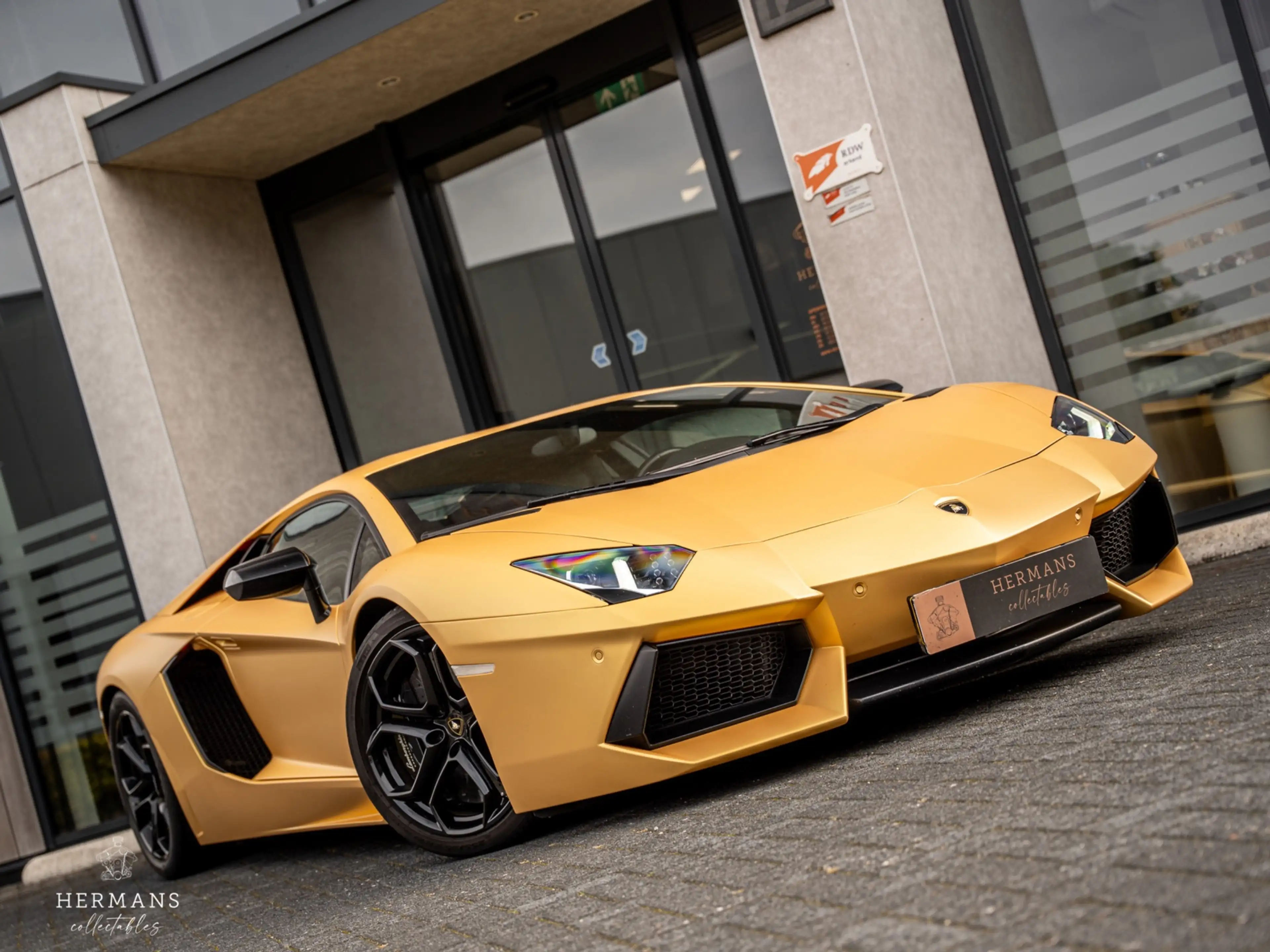 Lamborghini Aventador 6.5 V12 LP700-4 Coupé / Capristo / Gray Audio / Ce — photo 3