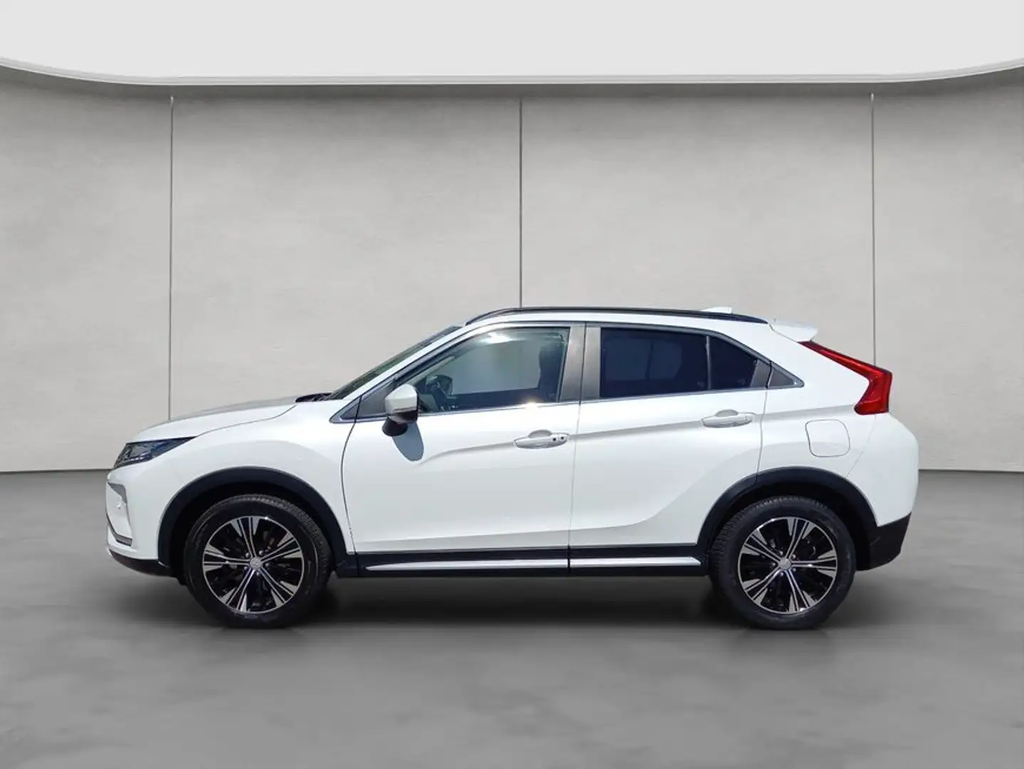 Mitsubishi Eclipse Cross 1.5 T-MIVEC ClearTec CVT 2WD Top Blanc - 2