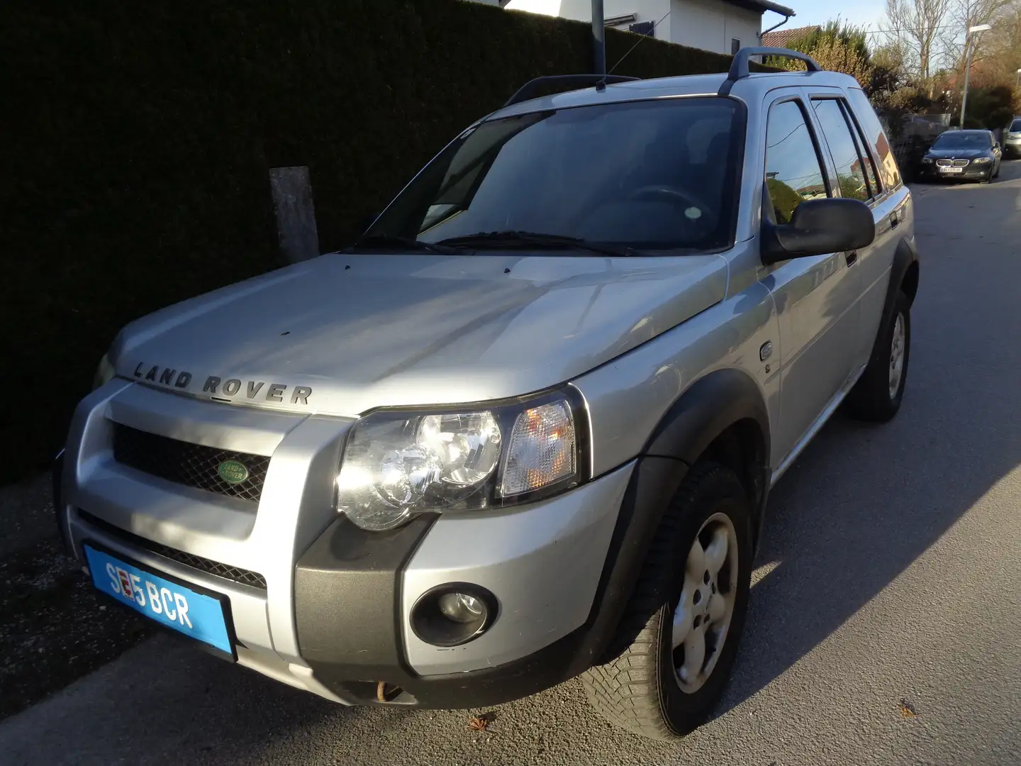 Land Rover Freelander Experience 5dr ALLRAD Silber - 1
