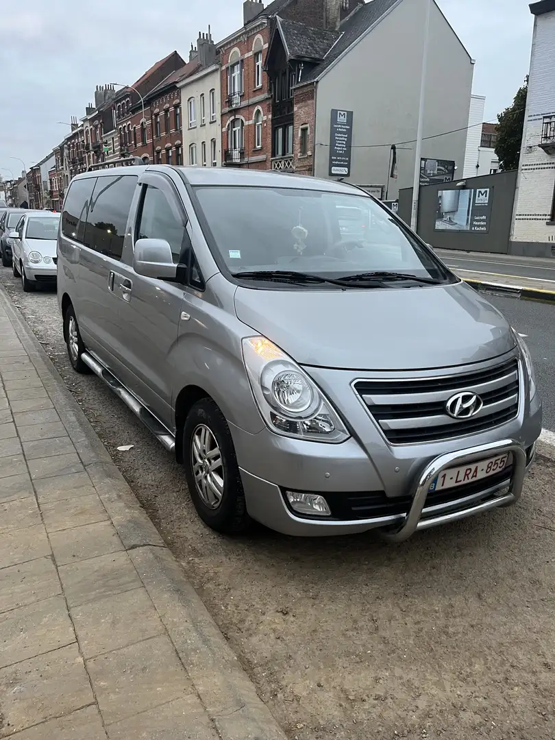 Hyundai H-1 2.5 CRDi Company (EU5) Gris - 1