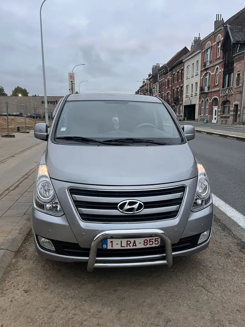 Hyundai H-1 2.5 CRDi Company (EU5) Gris - 2