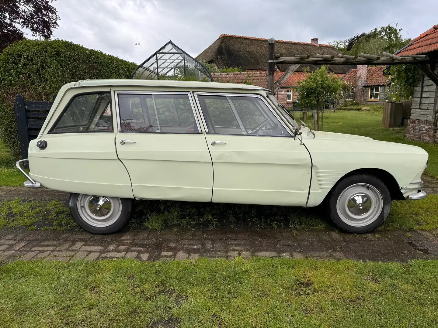 Citroen Ami 6 0.6 Break Comm 1968 beige origineel en hard Beige - 2