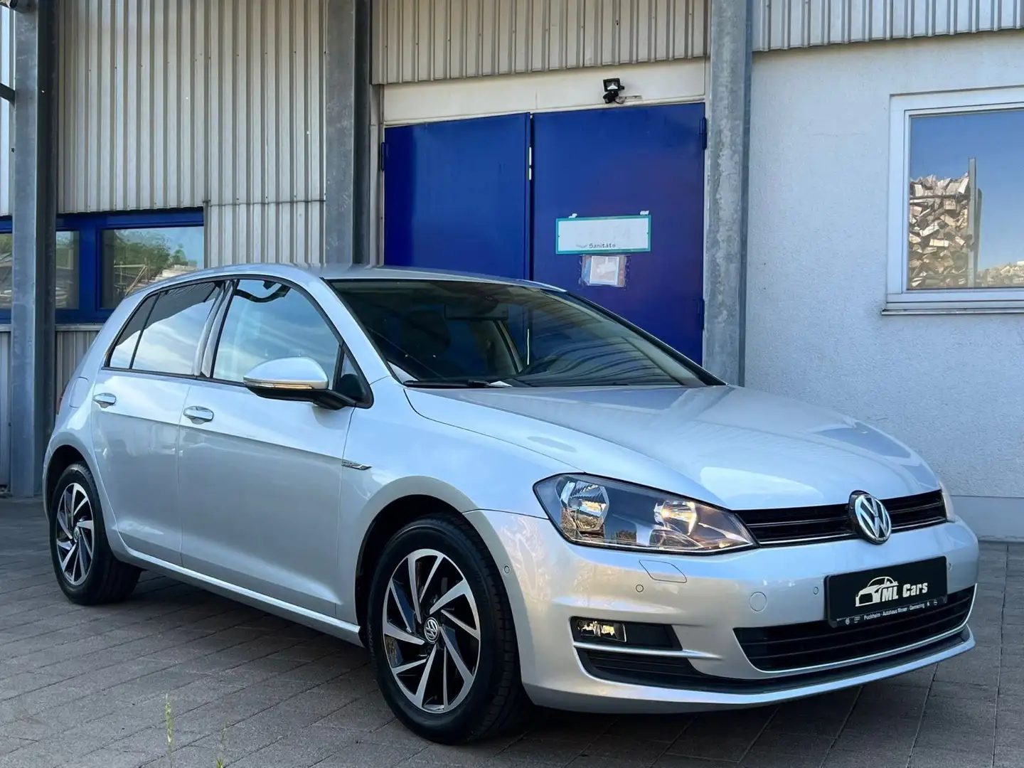Volkswagen Golf VII Lim. Cup BMT Silber - 1