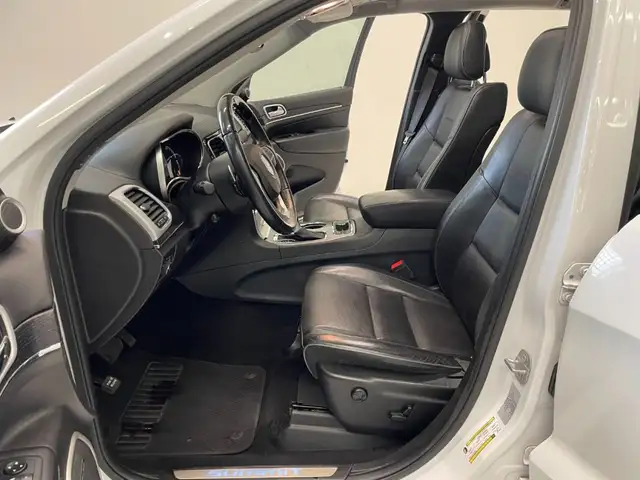 Jeep Grand Cherokee view 7
