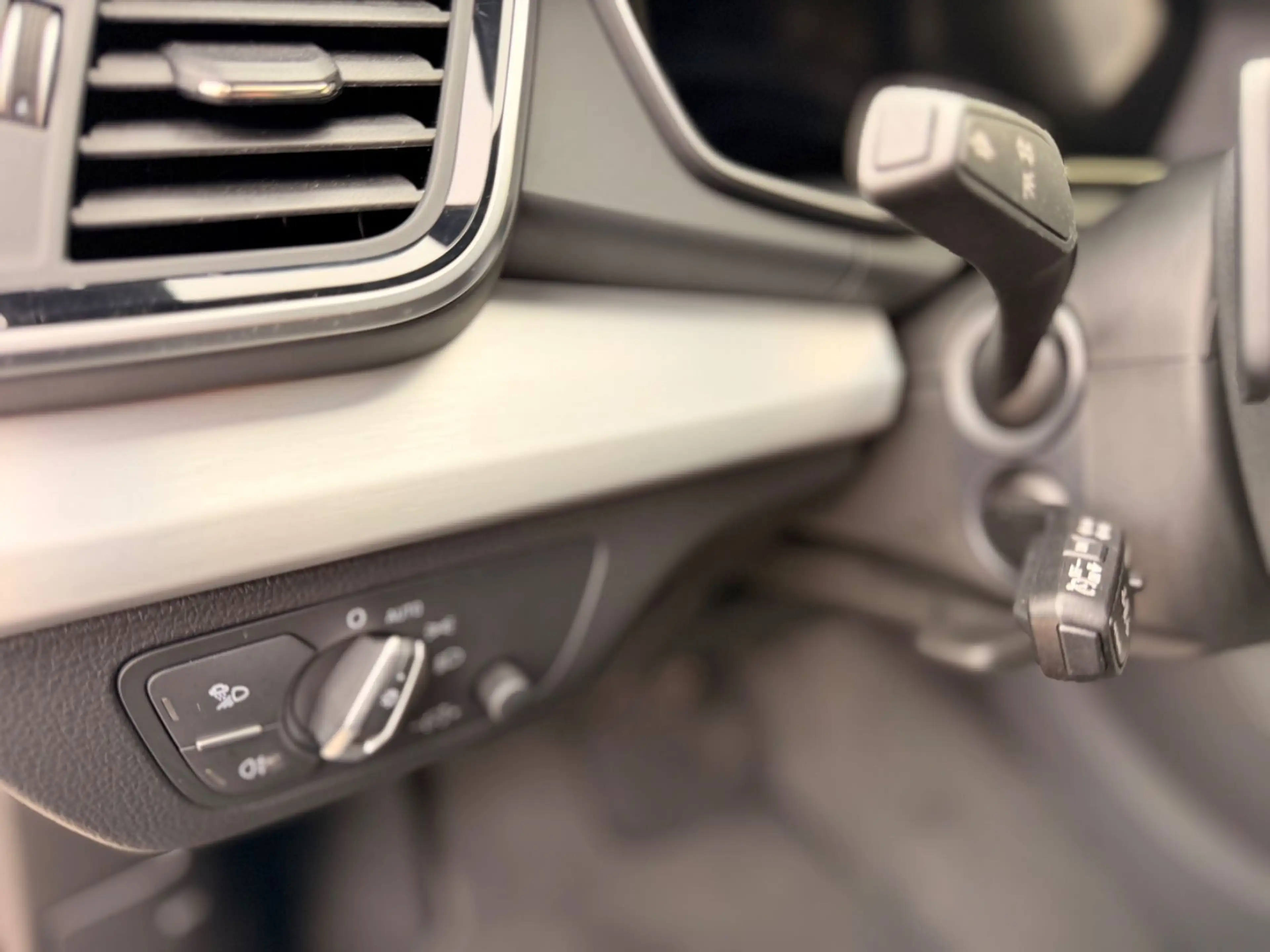 Audi Q5 55 TFSI e quattro S line Voll Ausstattung — photo 14