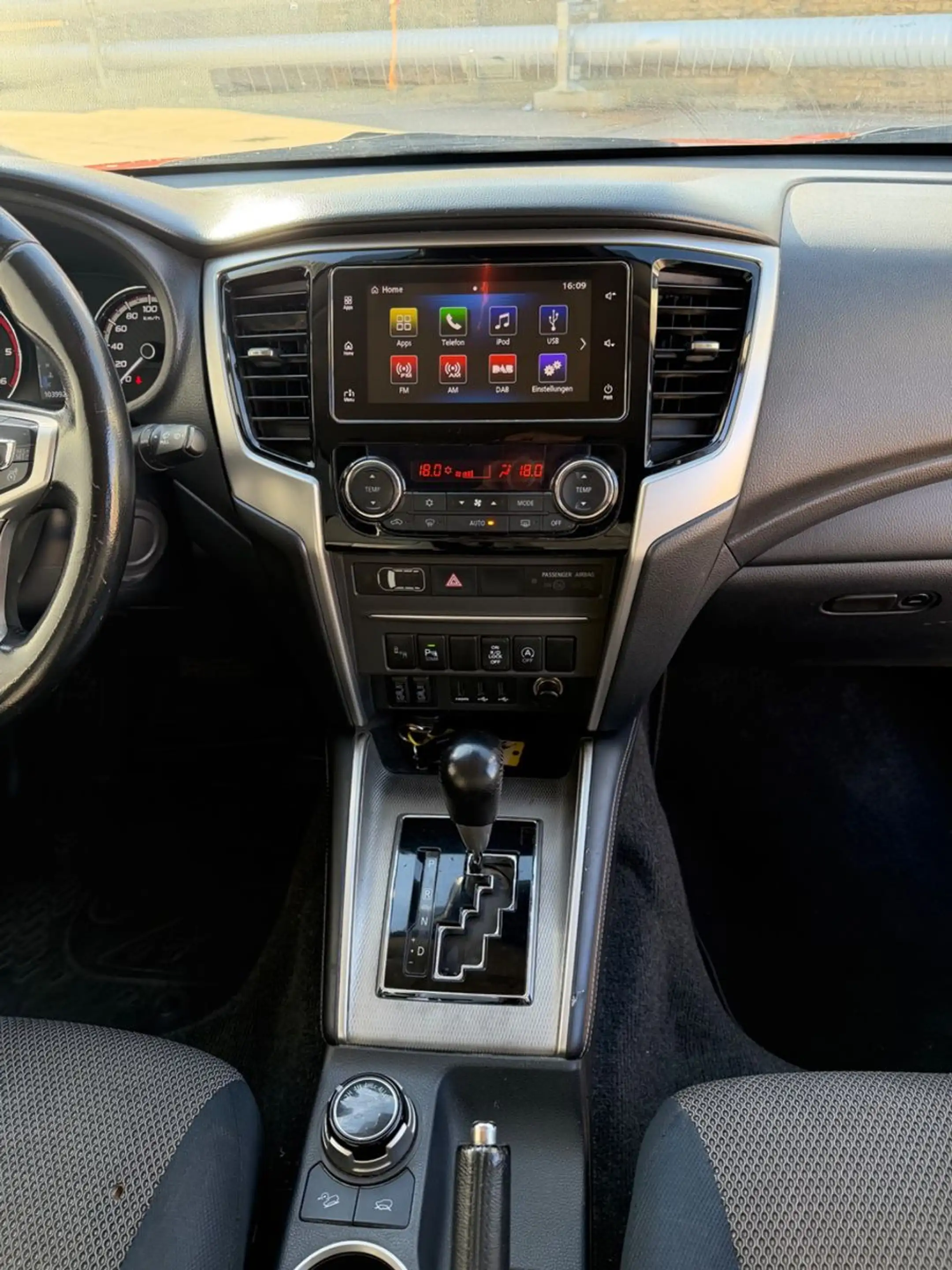 Mitsubishi L200 Intro Edition Doppelkabine 4WD Spirit AT — photo 9