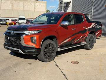 Intro Edition Doppelkabine 4WD Spirit AT