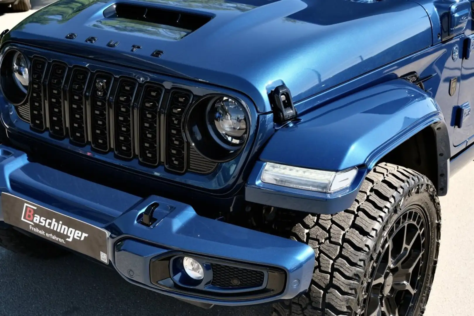 Jeep Wrangler BRUTE Wrangler Rubicon 4xe Blau - 2
