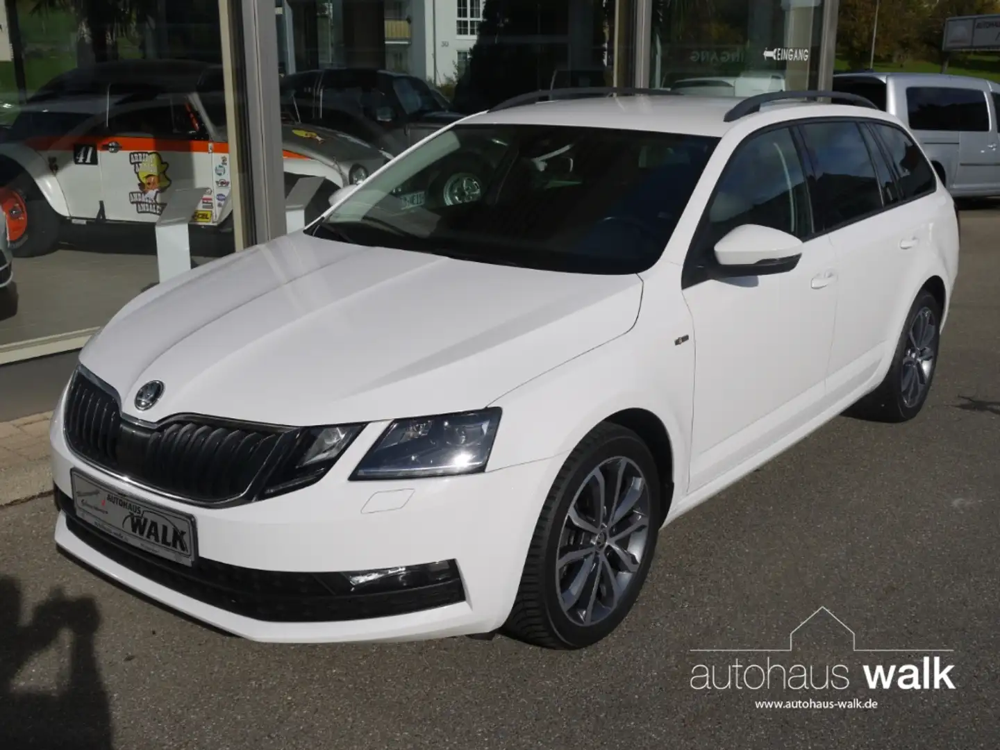 Skoda Octavia Combi 1.5 TSI Soleil NAVI LED GRA Weiß - 2