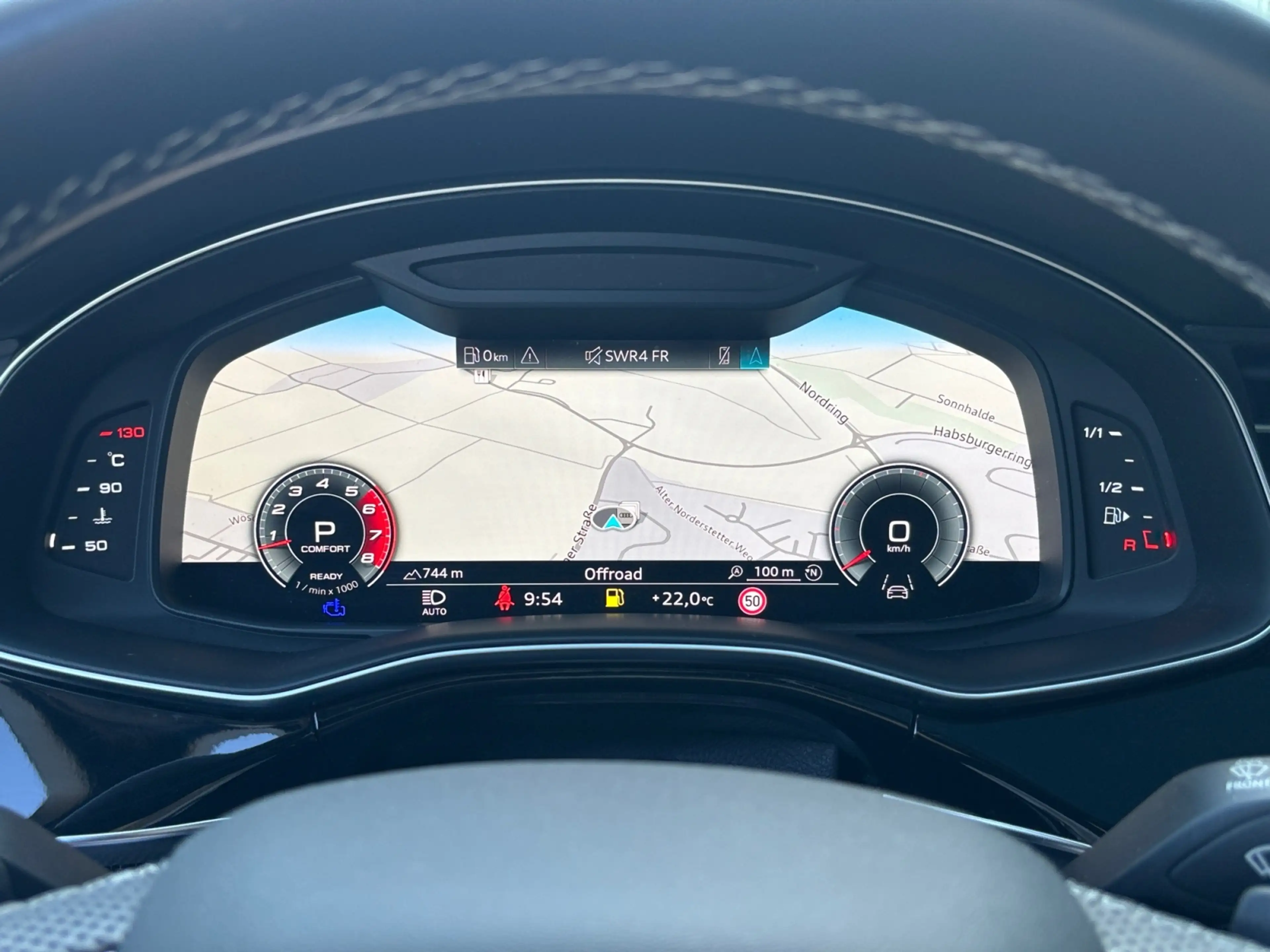 Audi SQ7 4.0 TFSI quattro AHK Pano HUD B&O 360° Matrix-LED — photo 13