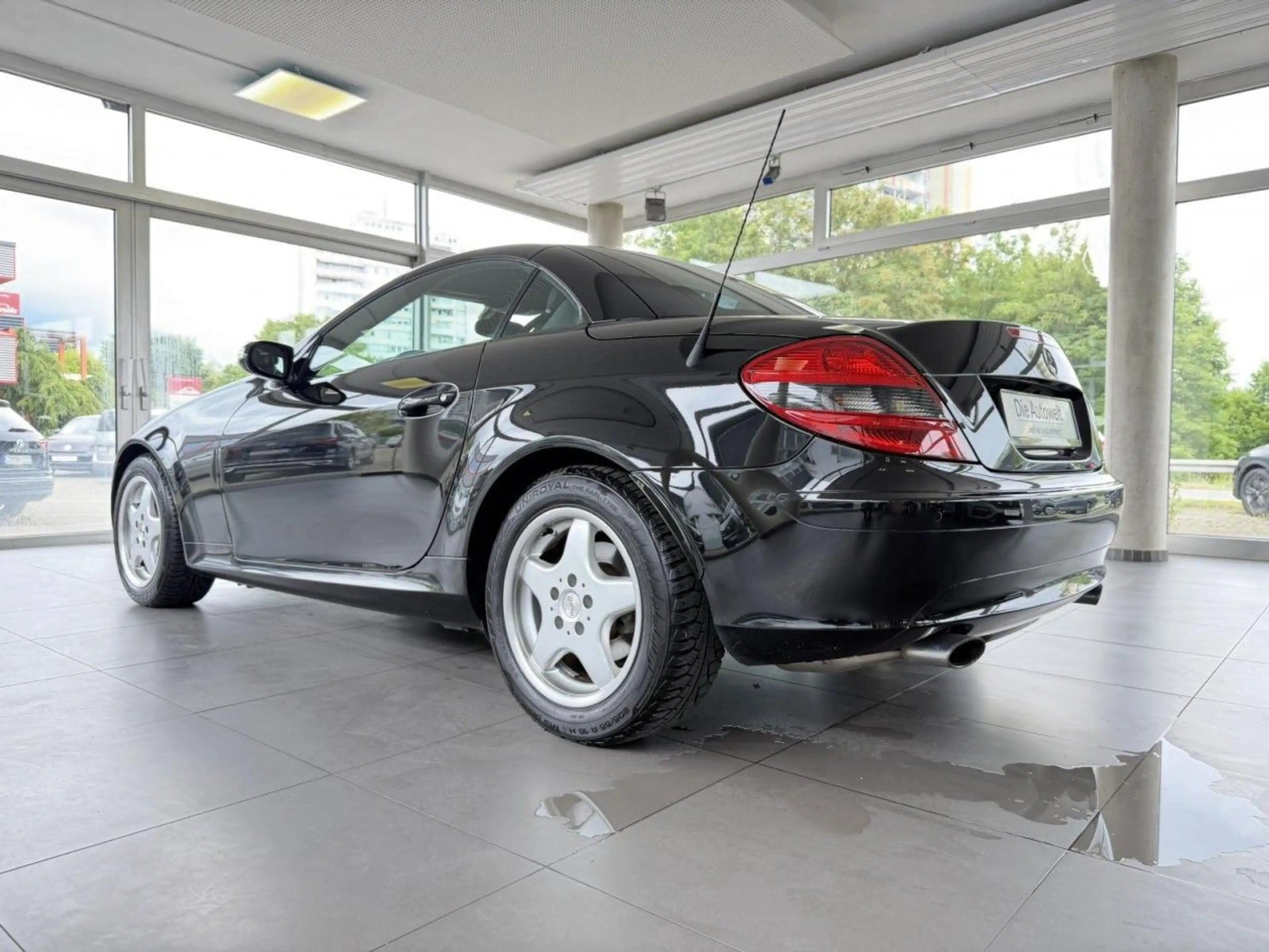 Mercedes-Benz SLK 200 K Roadster Edition 10 XENON PDC NAVI SHZ Klima — photo 4