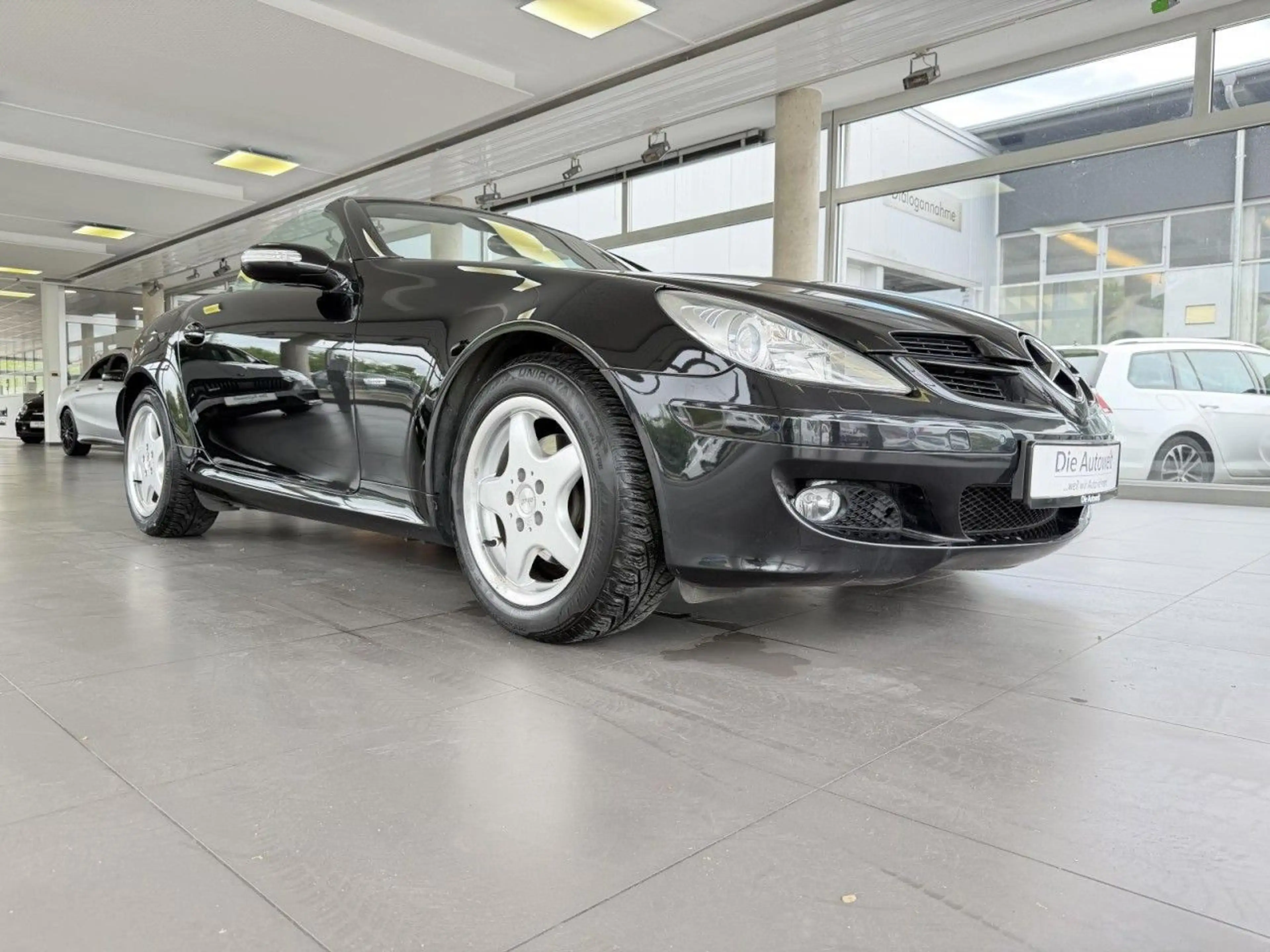Mercedes-Benz SLK 200 K Roadster Edition 10 XENON PDC NAVI SHZ Klima — photo 2