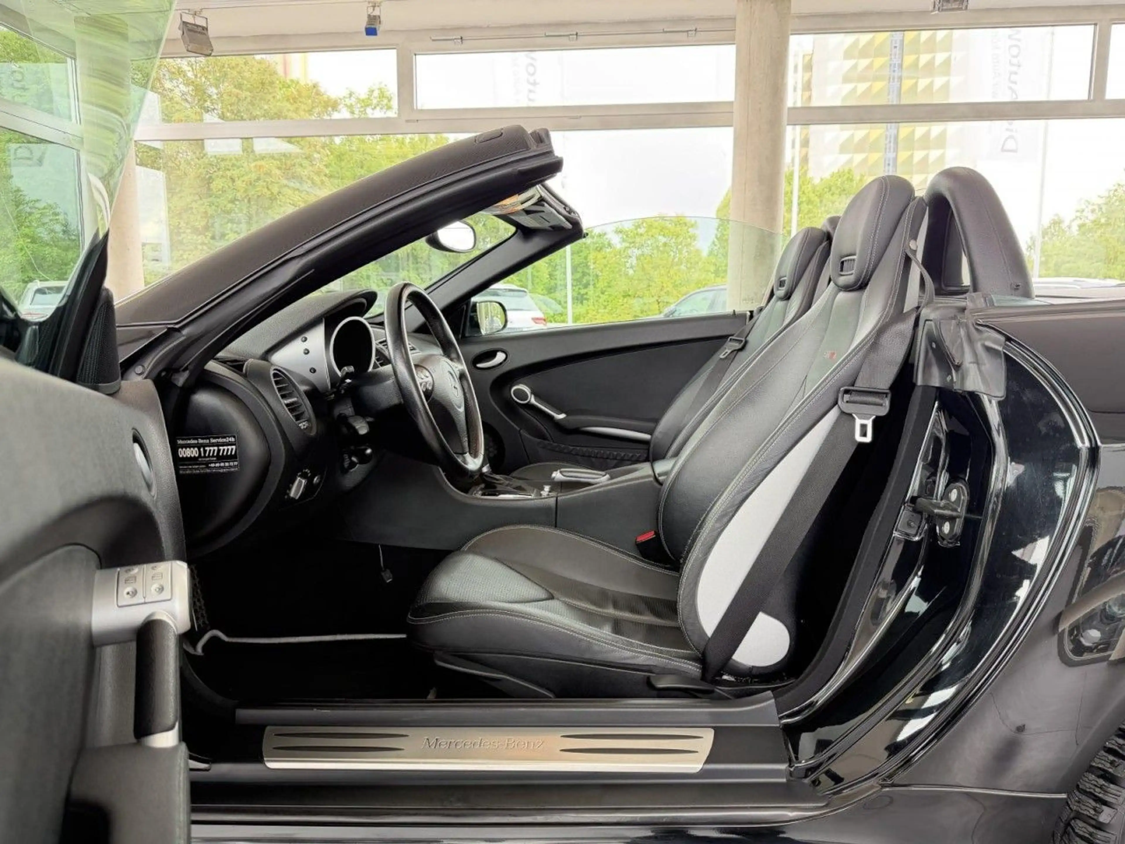 Mercedes-Benz SLK 200 K Roadster Edition 10 XENON PDC NAVI SHZ Klima — photo 8
