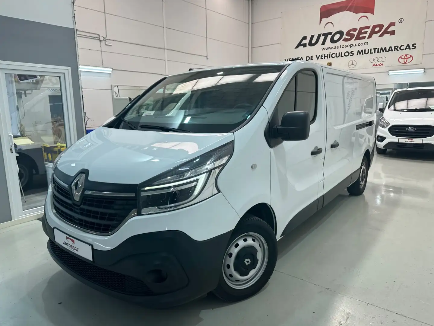 Renault Trafic Furgón 29 L2H1 Energy BluedCi 88kW Blanco - 1