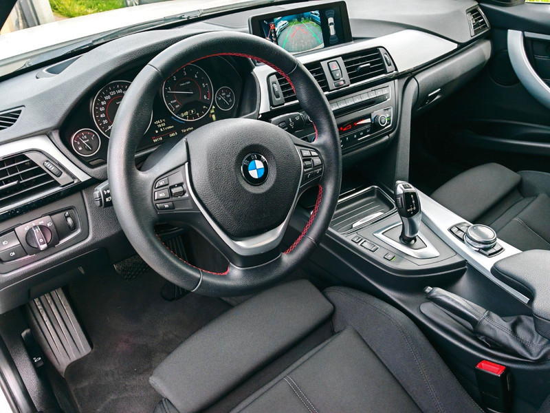 BMW 318 d  Aut. Sport Touring Navi Xenon Top 2 Hand — photo 15