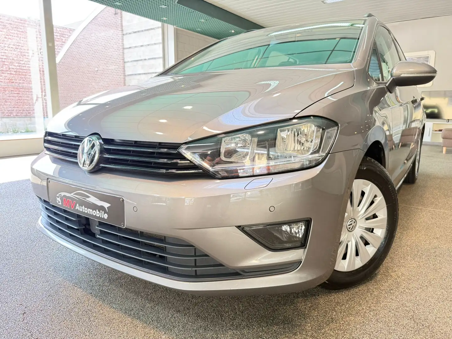 Volkswagen Golf Sportsvan 1.4TSI DSG * Navi * Clim * Caméra * Parkpilot Gris - 1