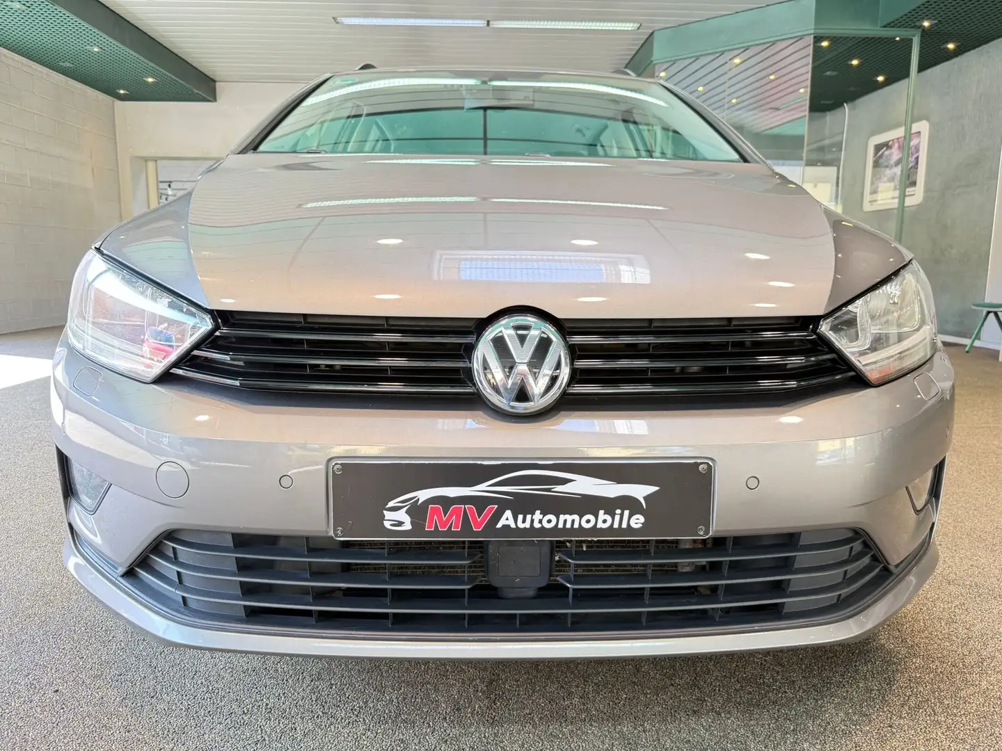 Volkswagen Golf Sportsvan 1.4TSI DSG * Navi * Clim * Caméra * Parkpilot Gris - 2