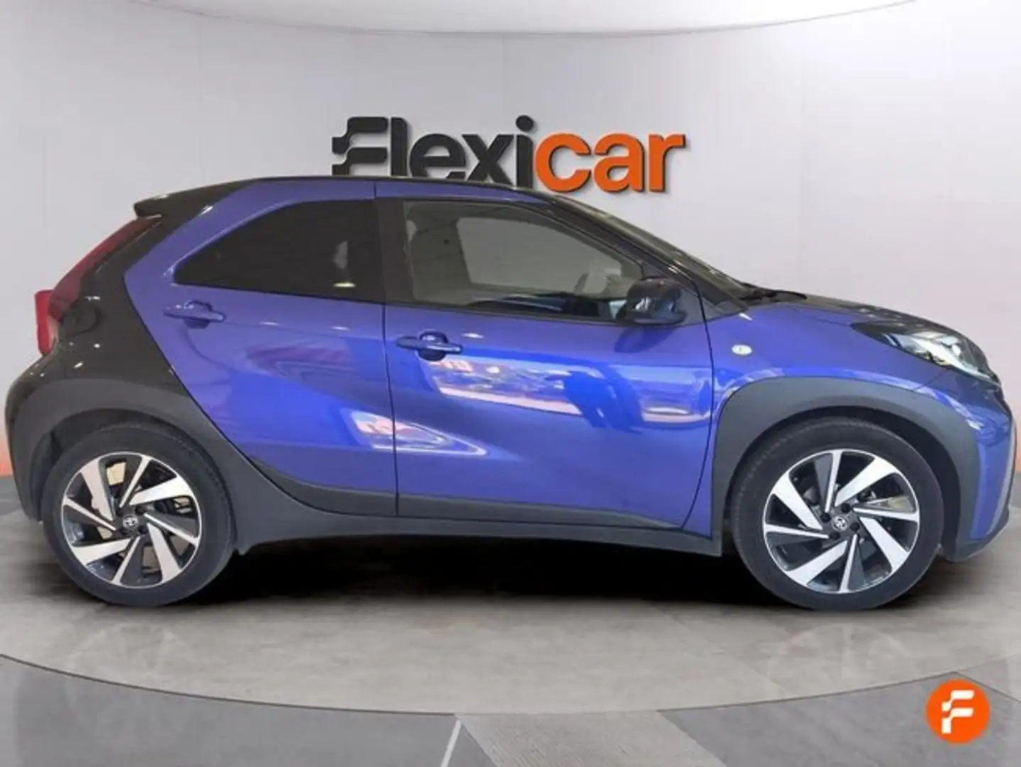 Toyota Aygo 1.0 VVT-I 72CV Chic Azul - 2