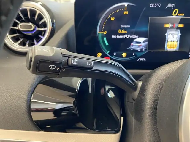 Mercedes-Benz B-Class view 12