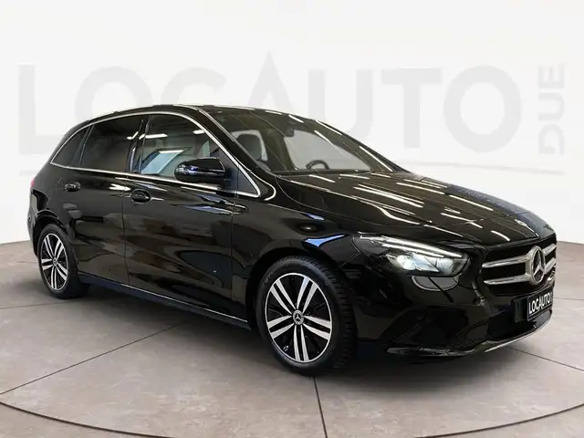 Mercedes-Benz B-Class view 3