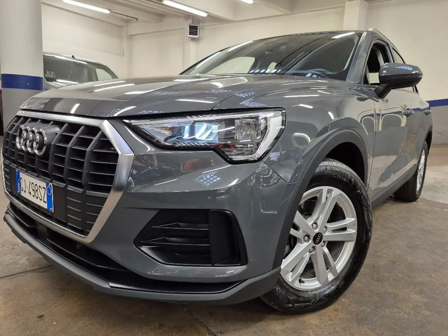 Audi Q3 Q3 35 2.0 tdi, 150cv, SOLO 39.000km!!! Grijs - 1