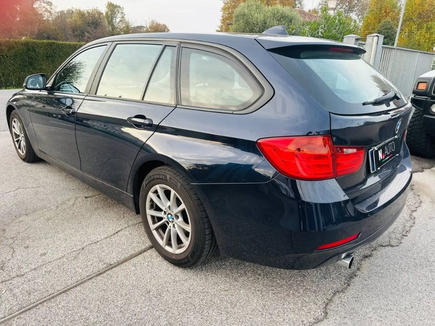 BMW 316 d Touring Business aut. Niebieski - 2