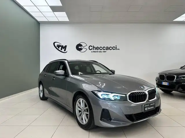 BMW 318 d Serie 3 Touring mhev 48V auto IVA ESPOSTA