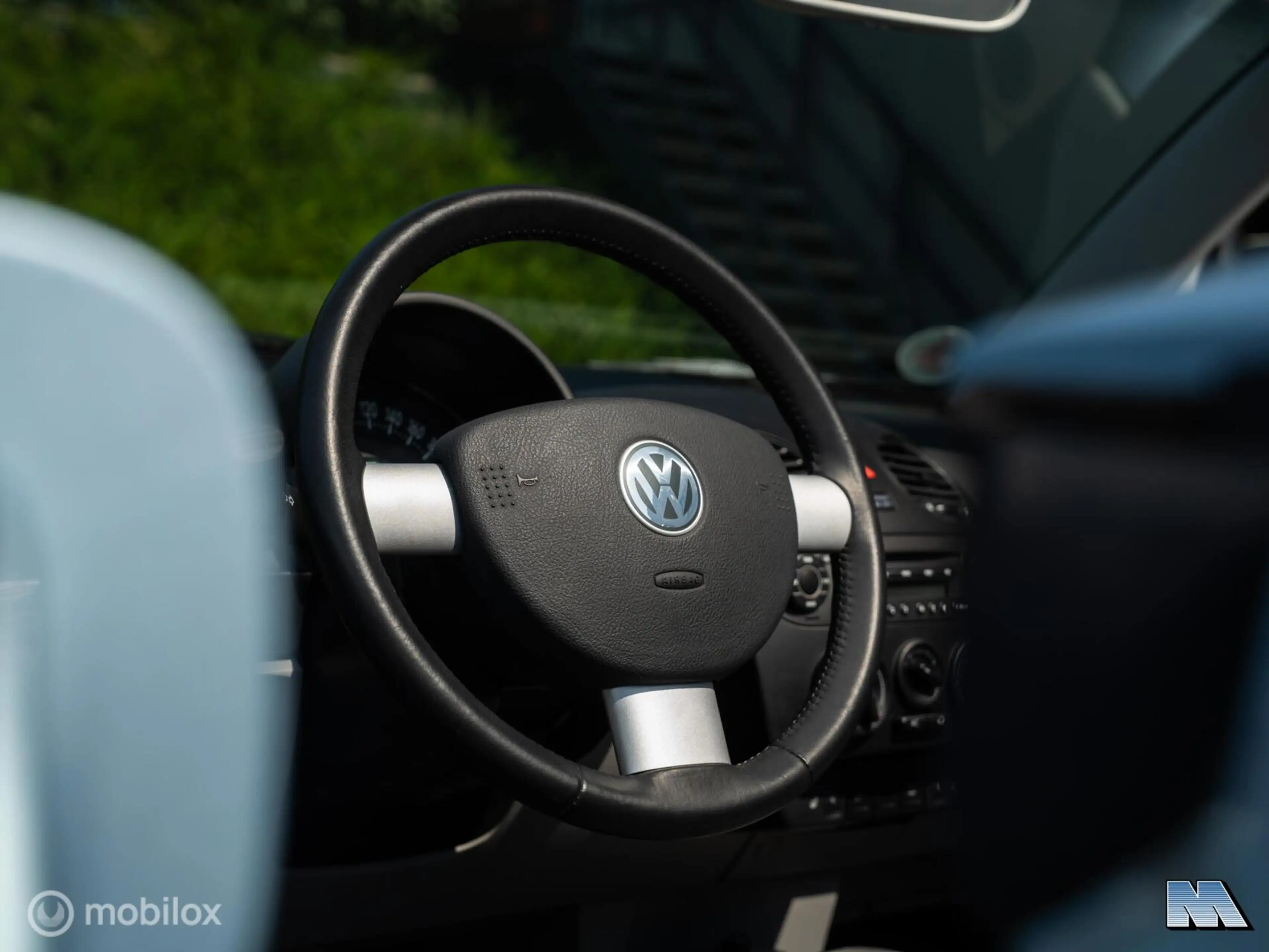 Volkswagen New Beetle Cabriolet 2.0 FSI l Nieuwstaat l A1 — photo 3