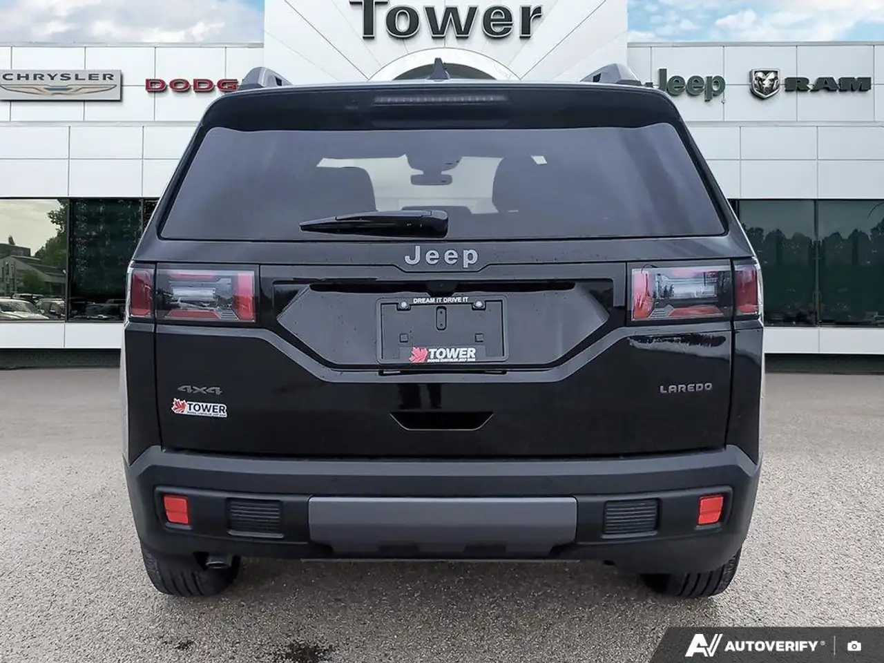 Jeep Cherokee снимка Jeep Cherokee