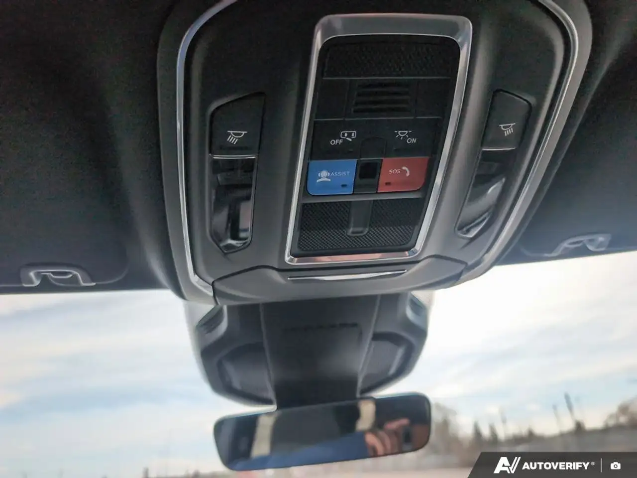 Jeep Cherokee снимка Jeep Cherokee