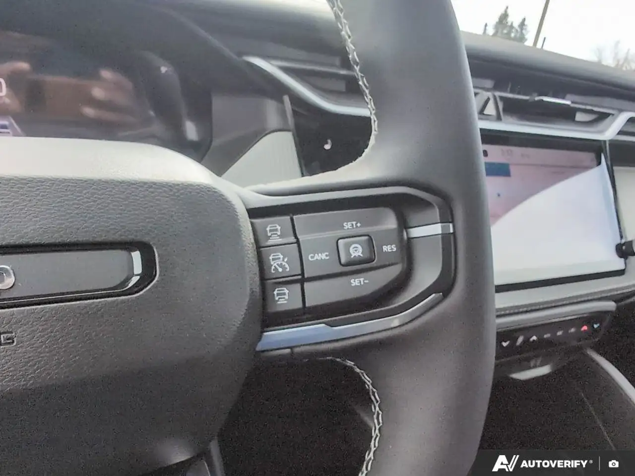 Jeep Cherokee снимка Jeep Cherokee