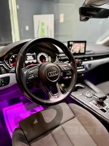 Audi A4 view 10