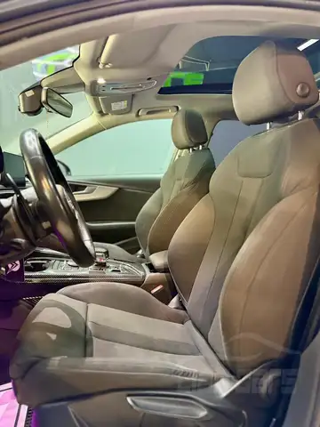 Audi A4 view 13