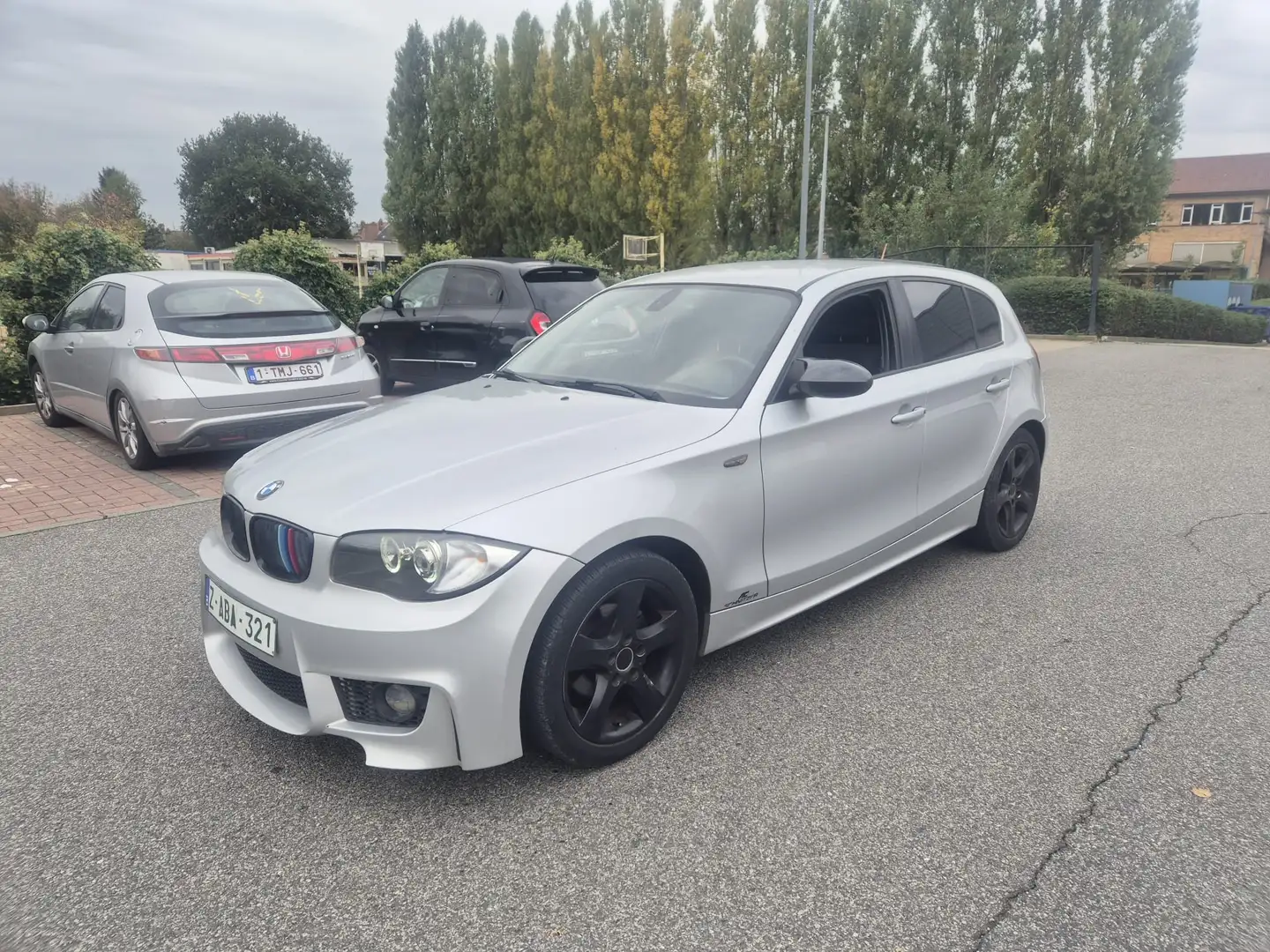 BMW 116 116i 1er propriétaire TOP OCASSION Gris - 1