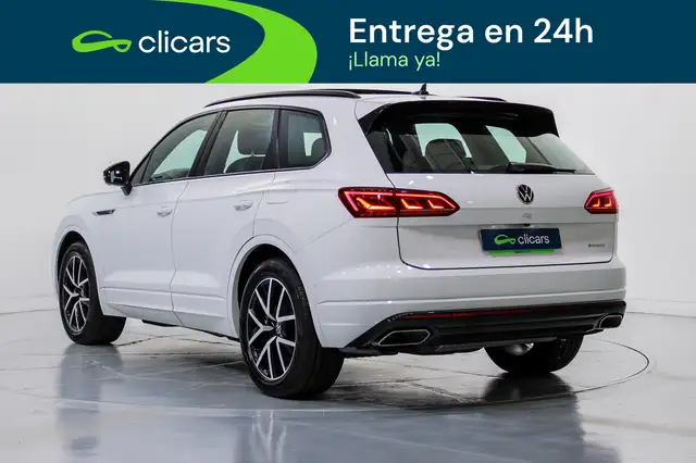 Volkswagen Touareg view 9