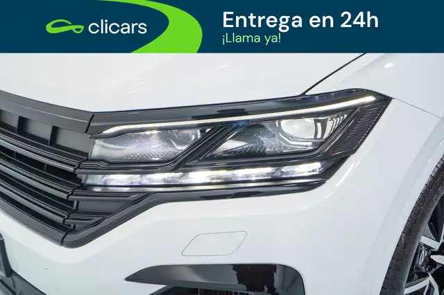 Volkswagen Touareg view 10