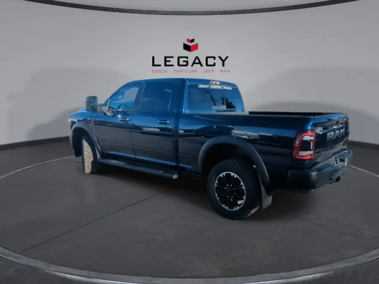 RAM 2500 снимка RAM 2500