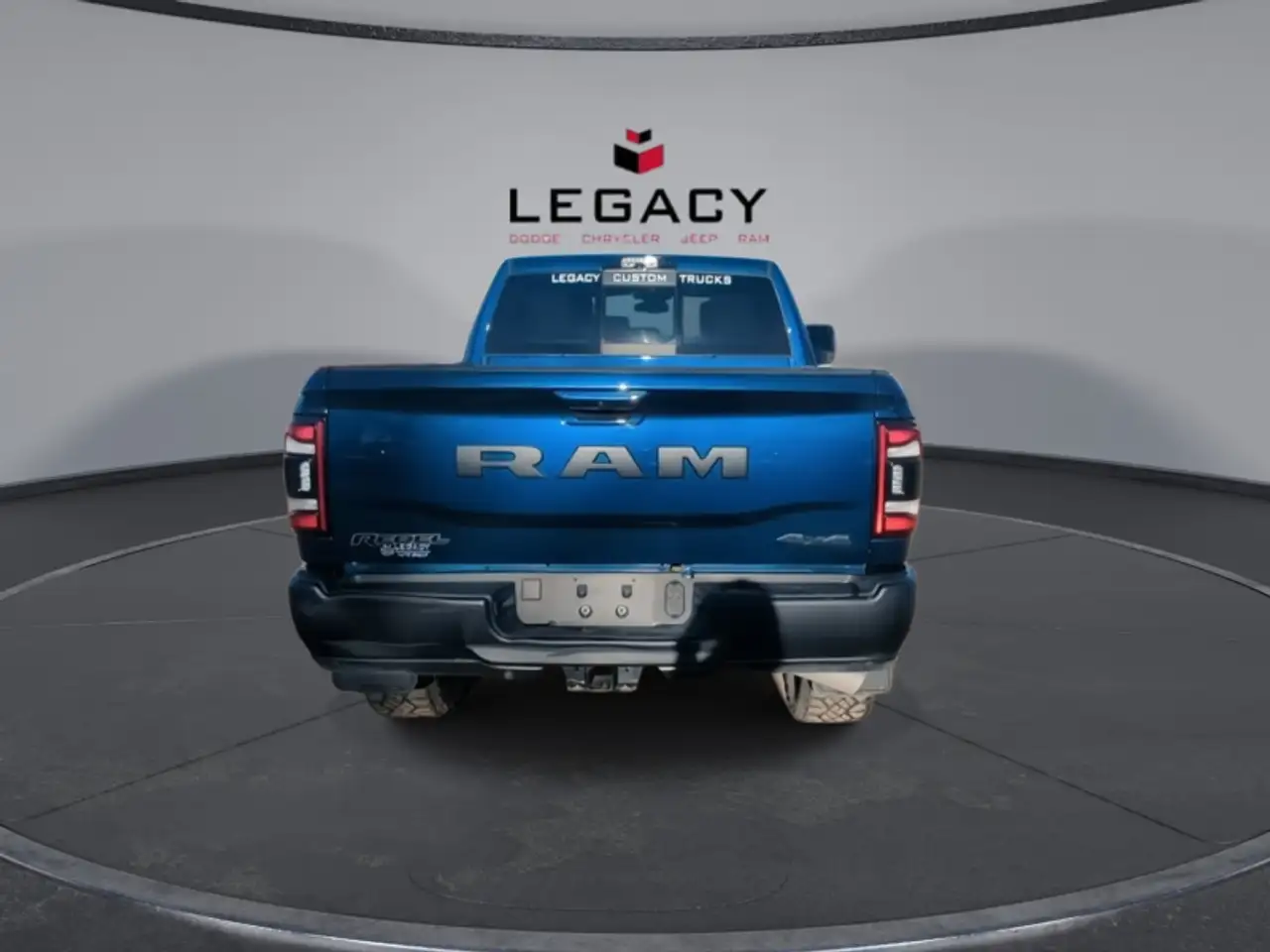 RAM 2500 снимка RAM 2500