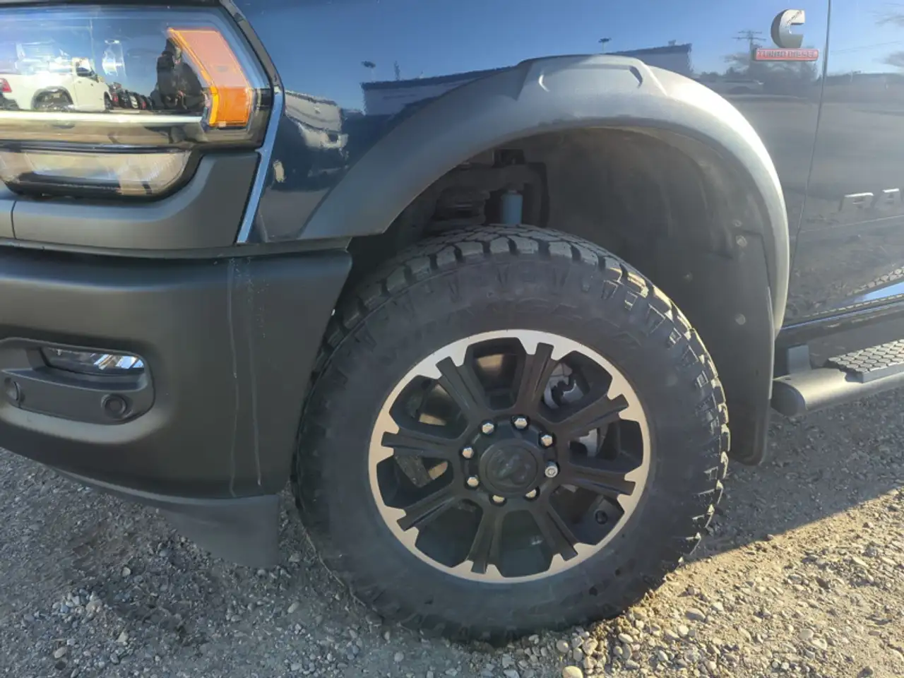 RAM 2500 снимка RAM 2500