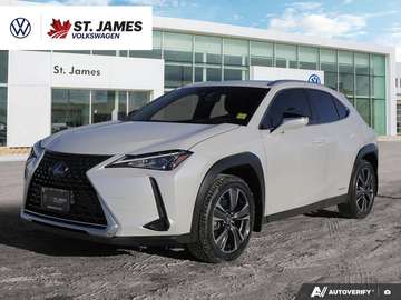 250h | CLEAN CARFAX | HEATED & COOLED FRONT SEATS
