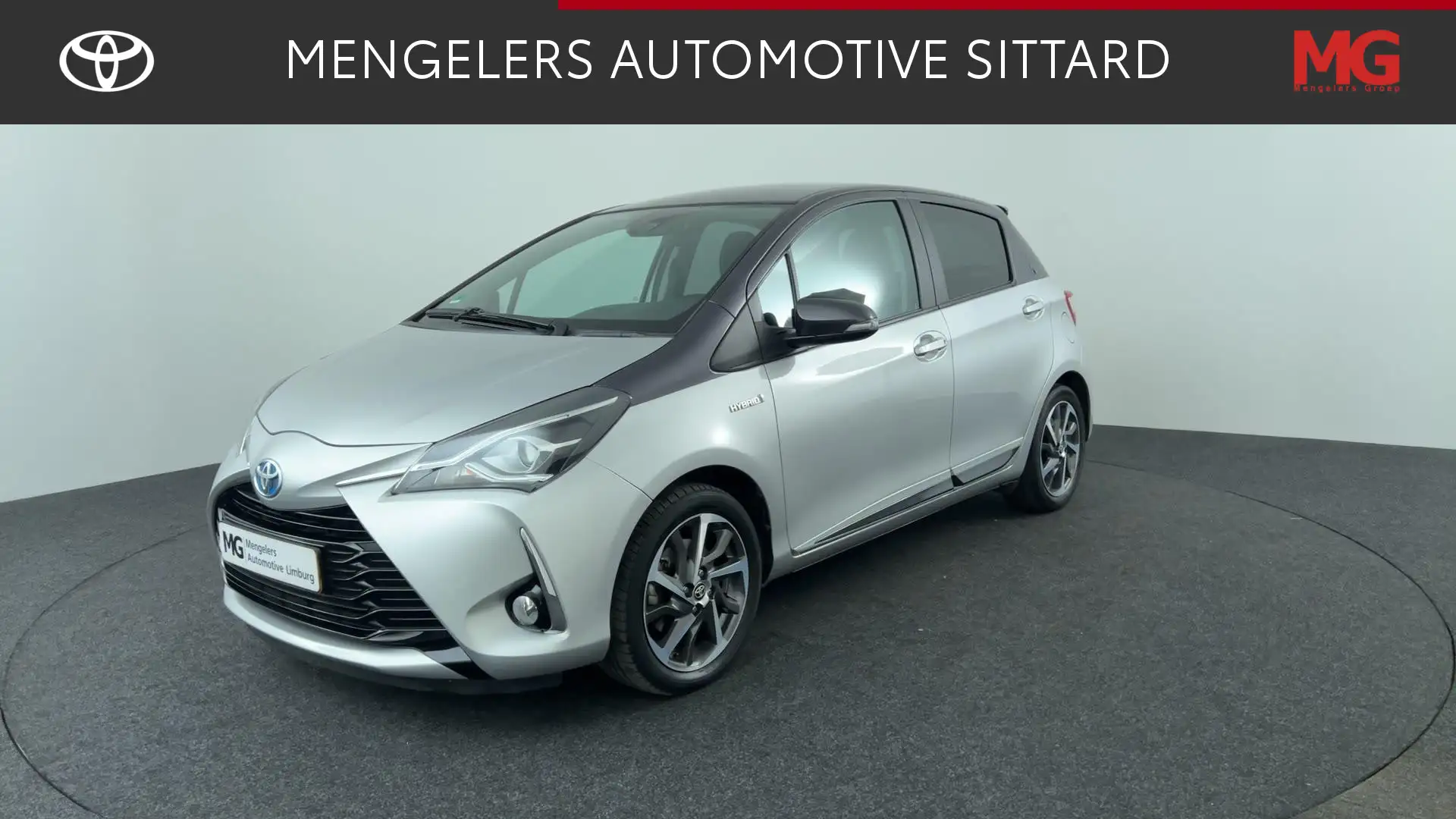 Toyota Yaris 1.5 Hybrid Dynamic Edition Y20 | Rijklaarprijs | Gris - 1