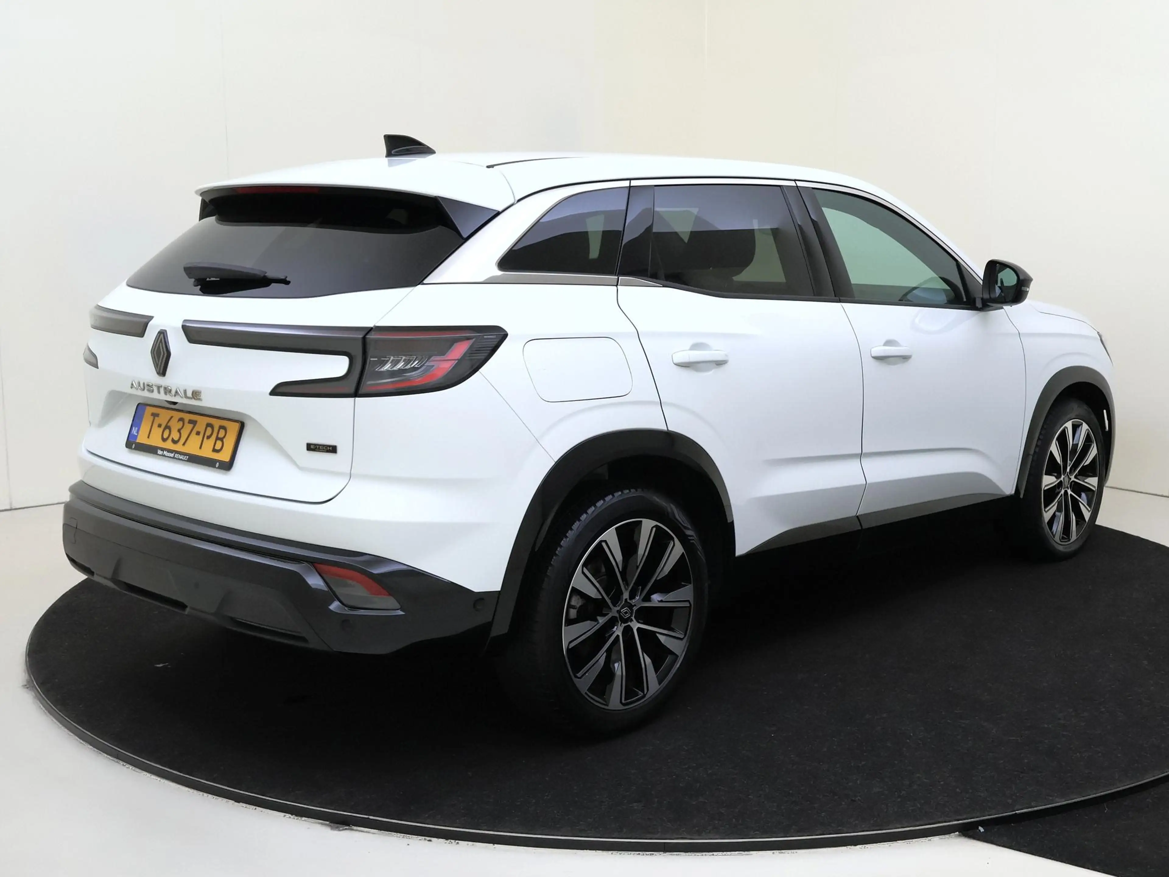 Renault Austral 1.2 E-Tech full hybrid 200 techno | Navigatie | Dr — photo 4