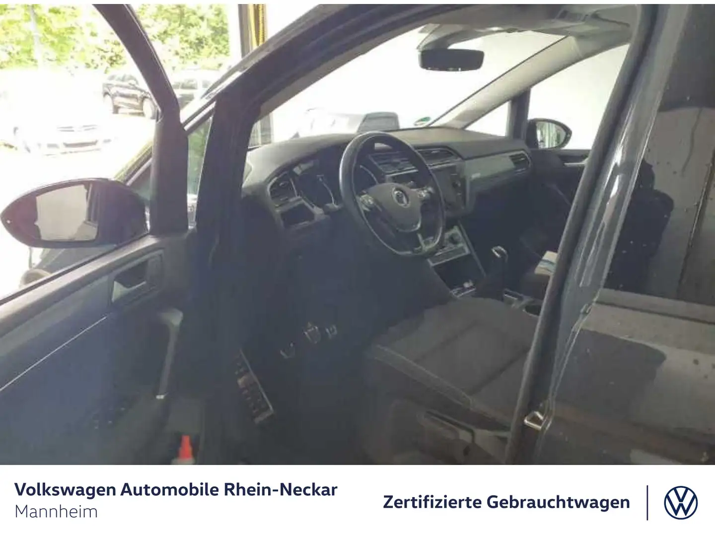 Volkswagen Touran 1.5 TSI Active PDC LED Navi uvm Grau - 2